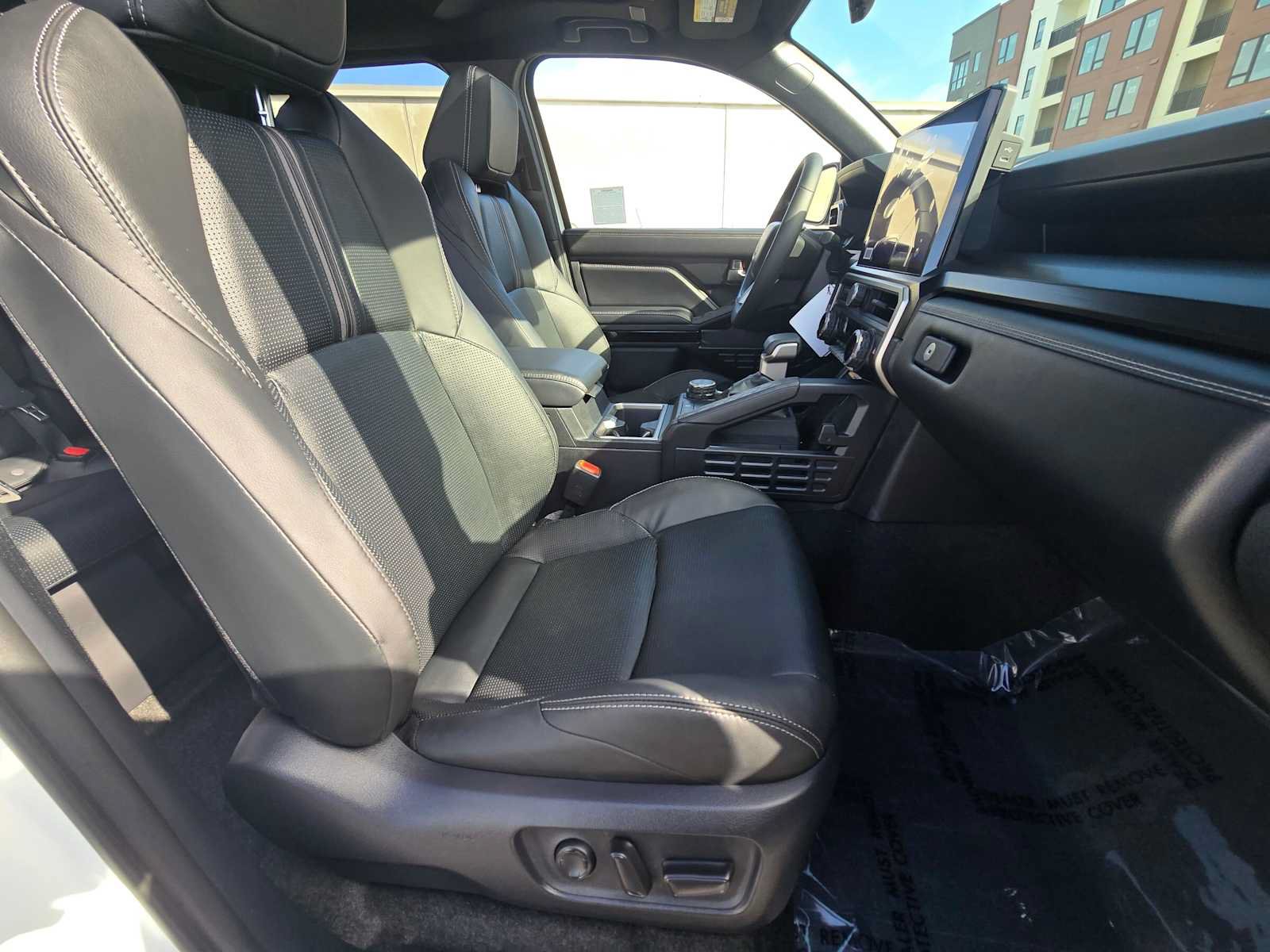 New 2026 Toyota 4Runner Limited AWD/4WD image 10