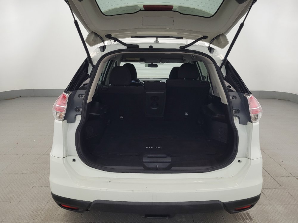 Used 2016 Nissan Rogue SV AWD/4WD image 29