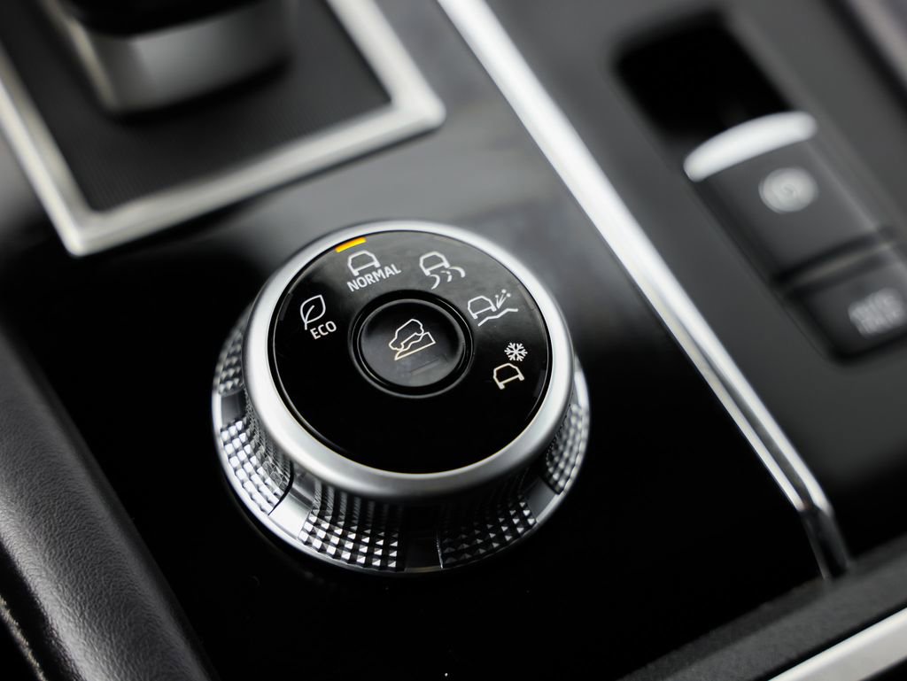 Used 2024 Mitsubishi Outlander SE image 30