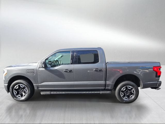Used 2023 Ford F150 Lightning XLT AWD/4WD image 6