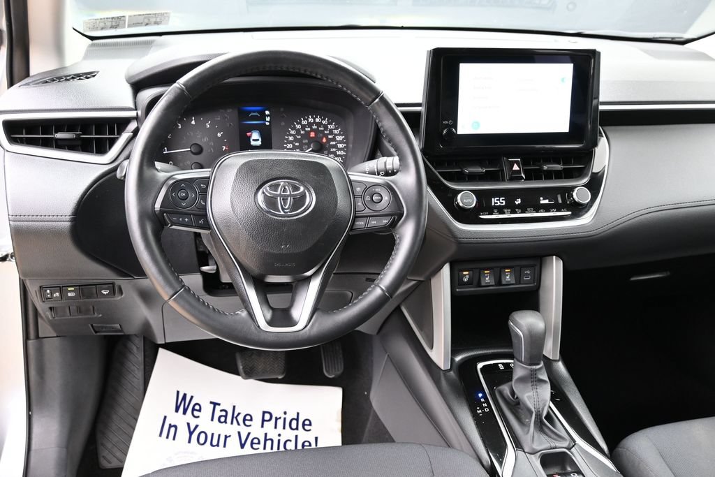 Used 2024 Toyota Corolla Cross LE AWD/4WD image 29