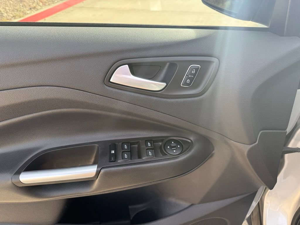 Used 2016 Ford Escape SE image 10