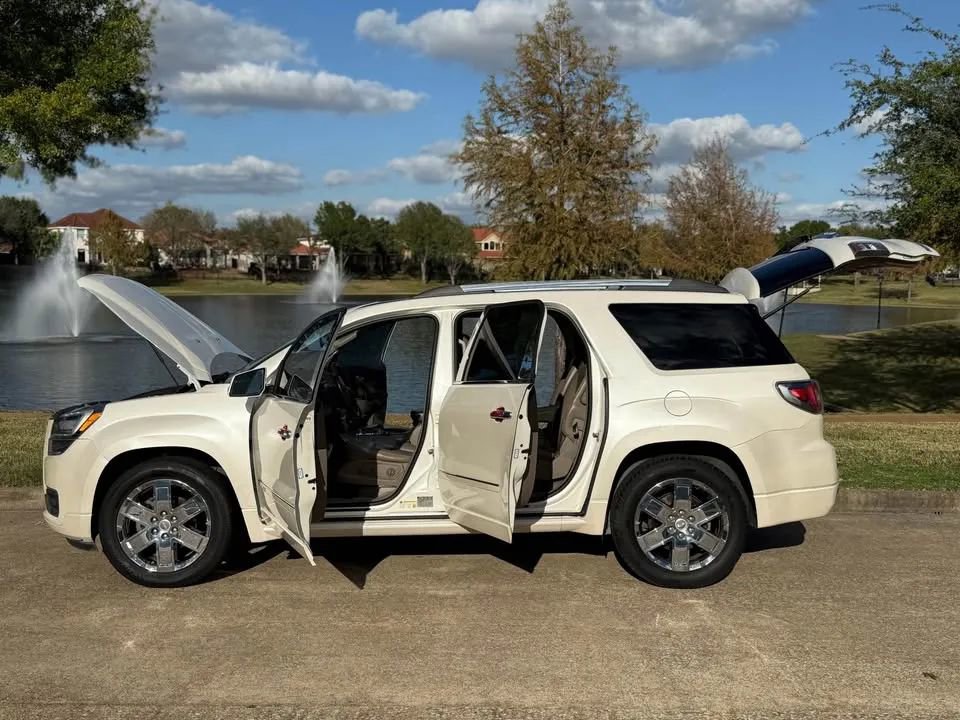 Used 2014 GMC Acadia Denali image 14