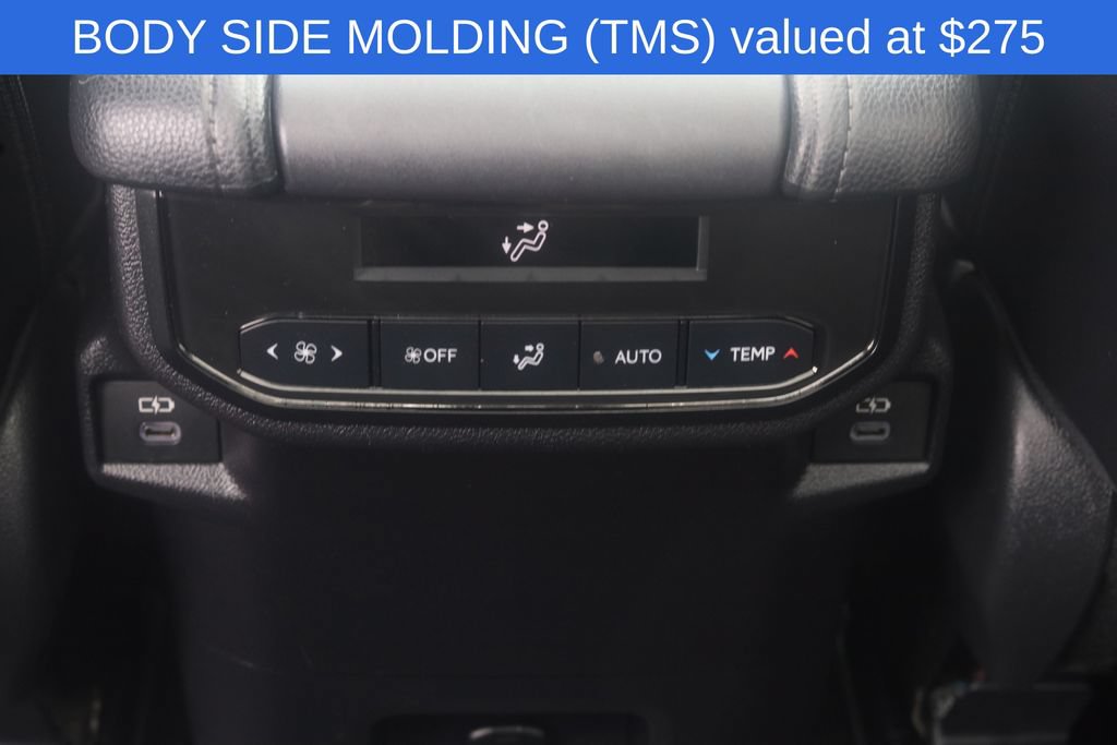 Used 2025 Toyota Grand Highlander AWD image 8