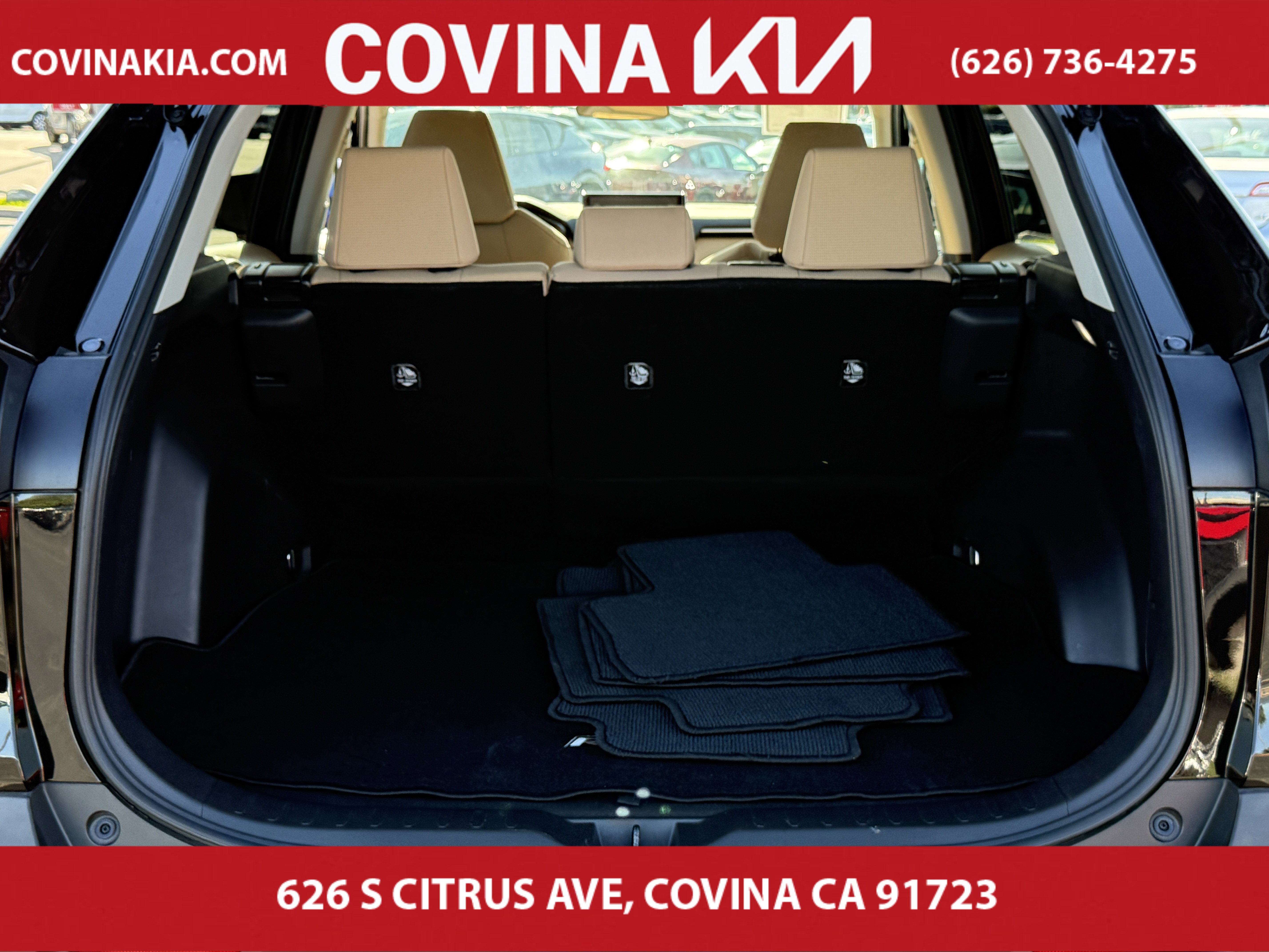 Used 2022 Toyota RAV4 LE image 11