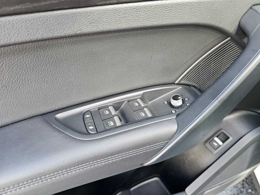 Used 2019 Audi Q5 2.0T Premium Plus w/ Premium Plus Package image 27