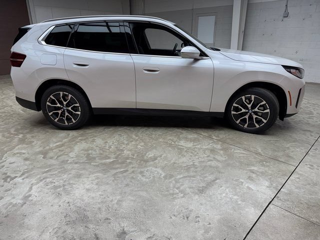 Used 2026 BMW X3 xDrive30i w/ Convenience Package AWD/4WD image 6