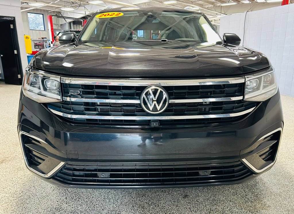 Used 2022 Volkswagen Atlas SEL Premium R-Line AWD/4WD image 2