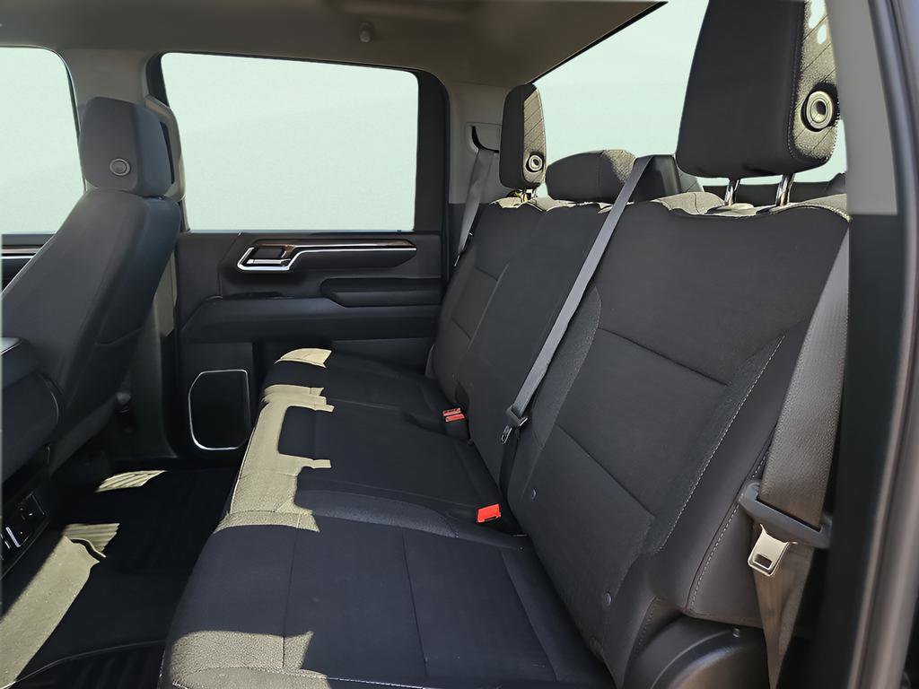 Used 2025 Chevrolet Silverado 2500 LT w/ Convenience Package image 10