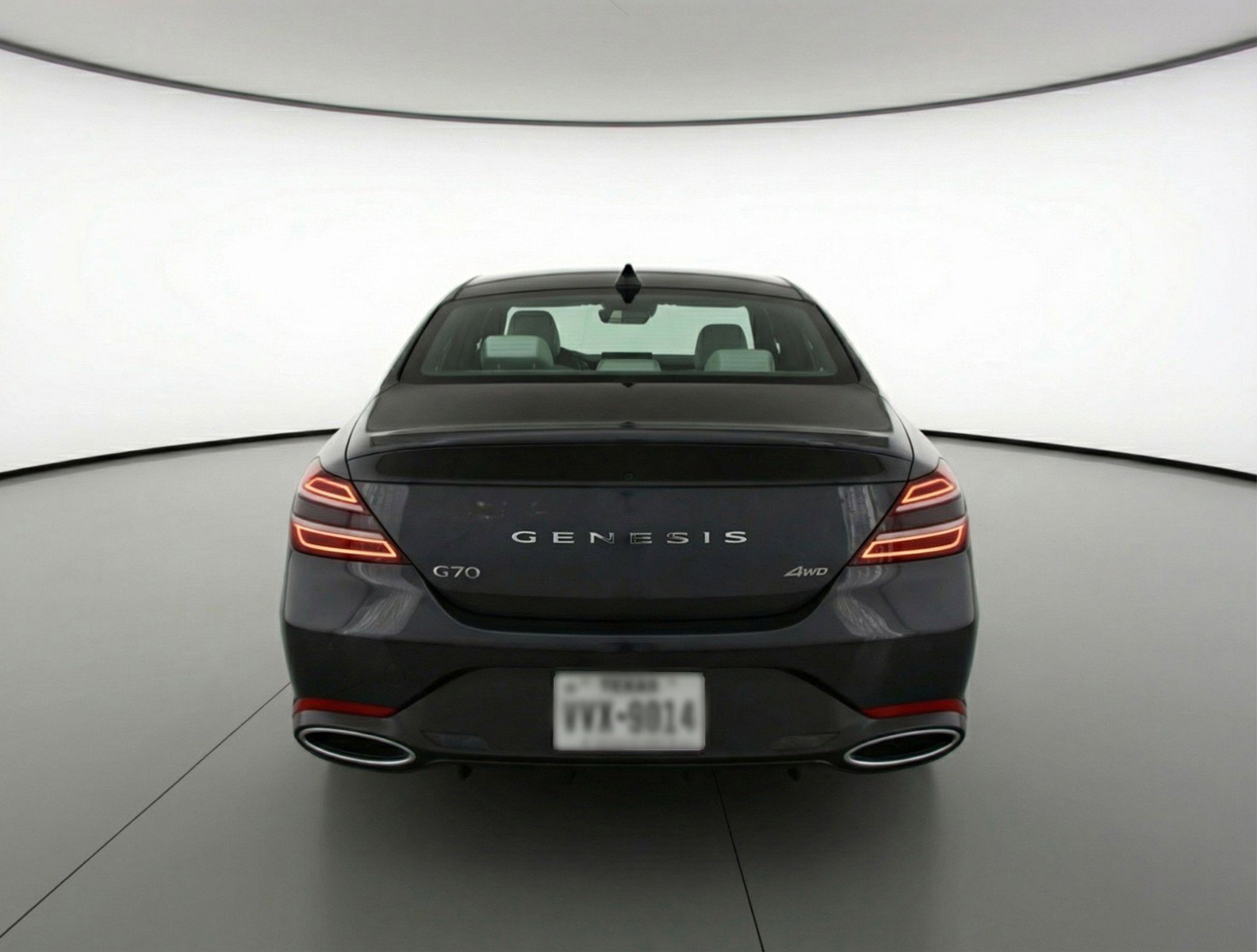 Used 2025 Genesis G70 2.5T image 7