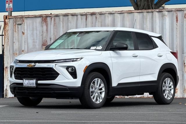 Used 2026 Chevrolet TrailBlazer LS w/ LS Convenience Package image 8