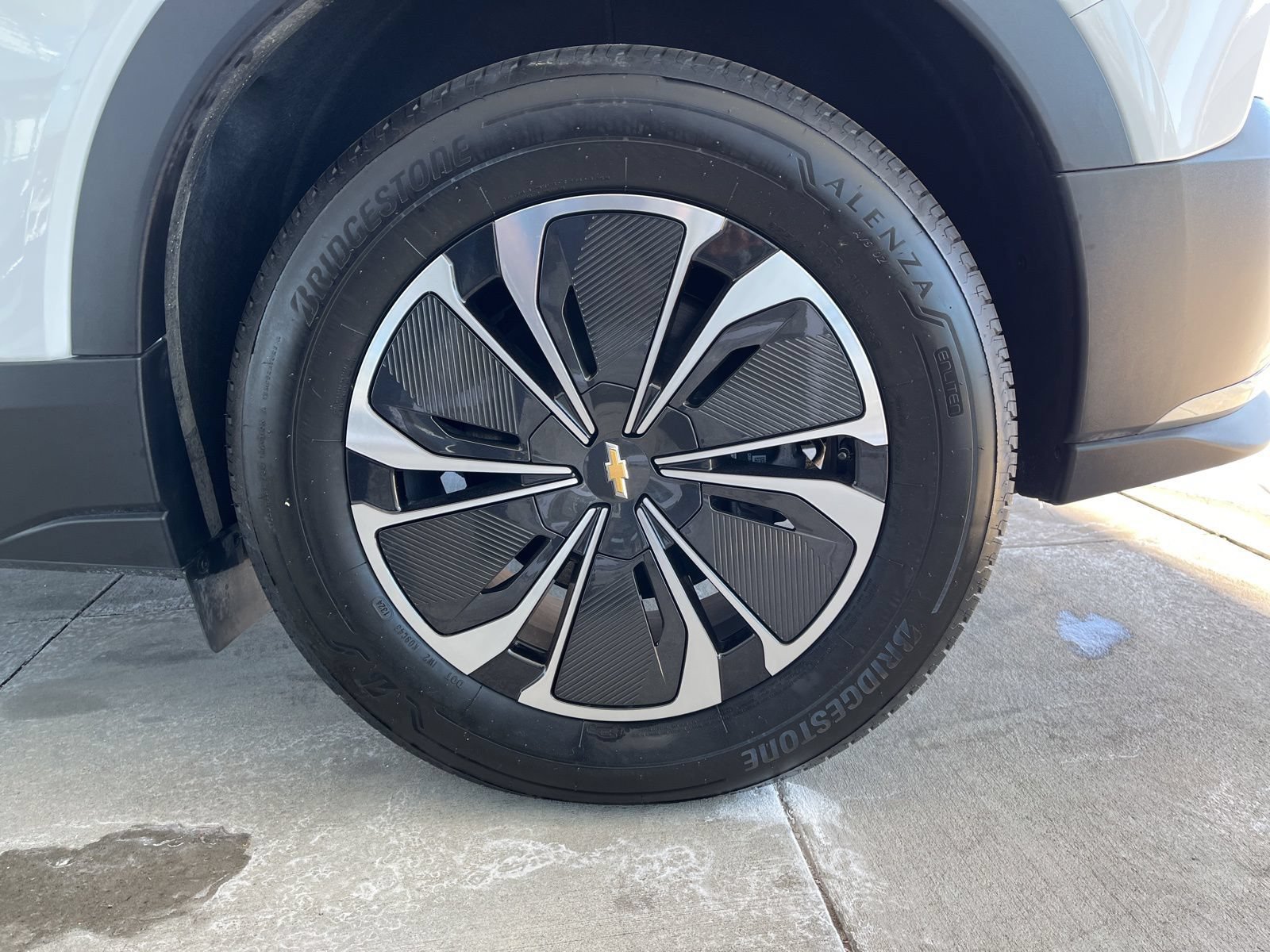 New 2024 Chevrolet Blazer EV LT AWD/4WD image 10
