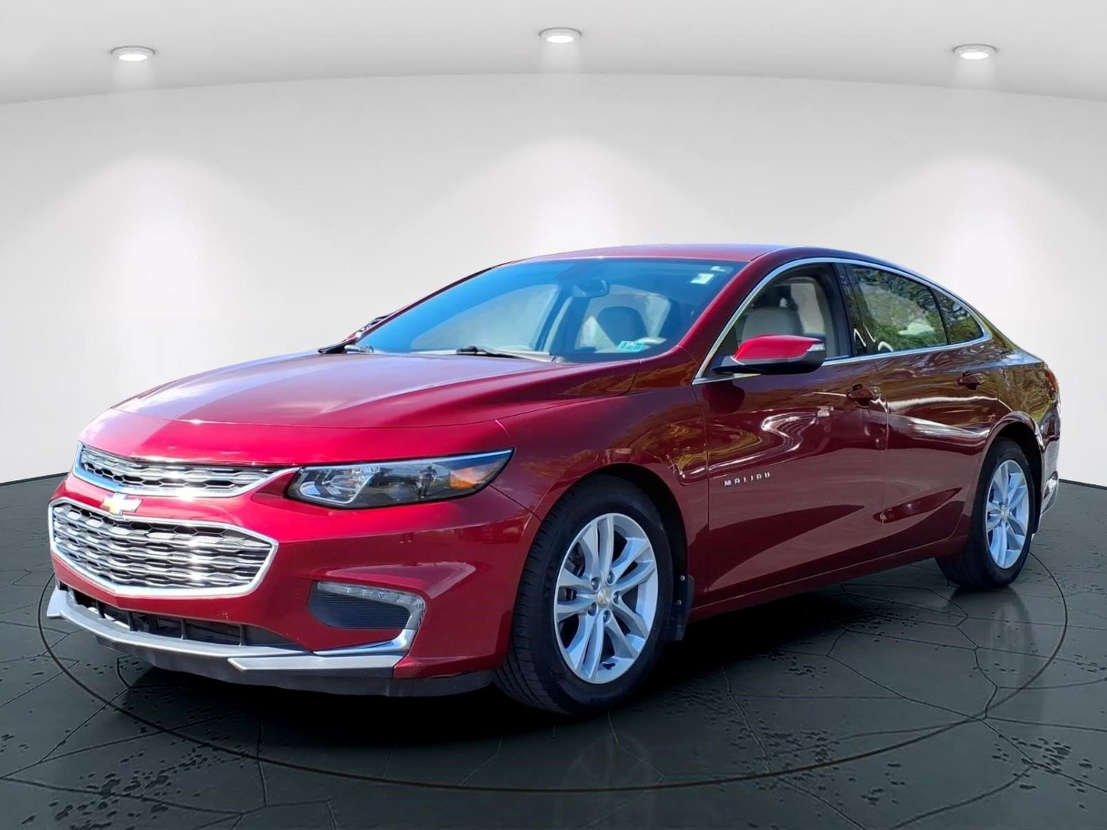 Used 2017 Chevrolet Malibu LT FWD image 7