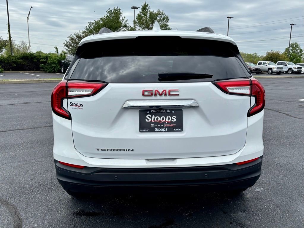 Used 2023 GMC Terrain SLE w/ Driver Convenience Package FWD image 6
