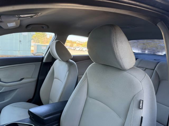 Used 2015 Kia Optima LX image 13