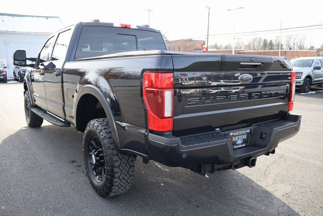 Used 2021 Ford F350 Lariat image 16