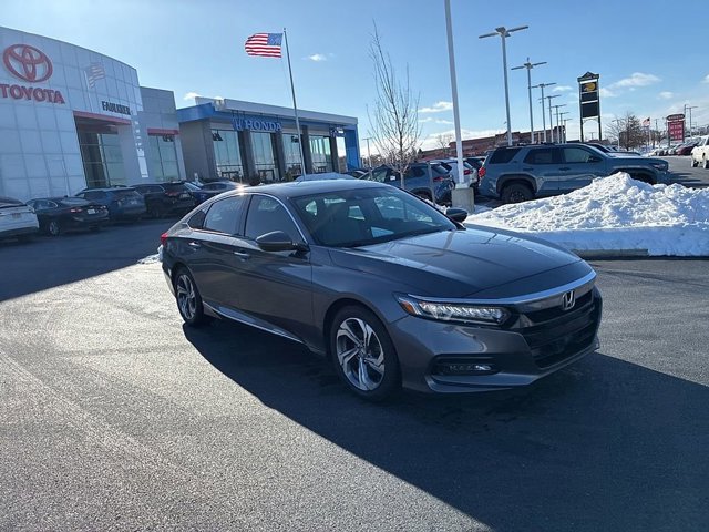 Used 2018 Honda Accord Touring image 2
