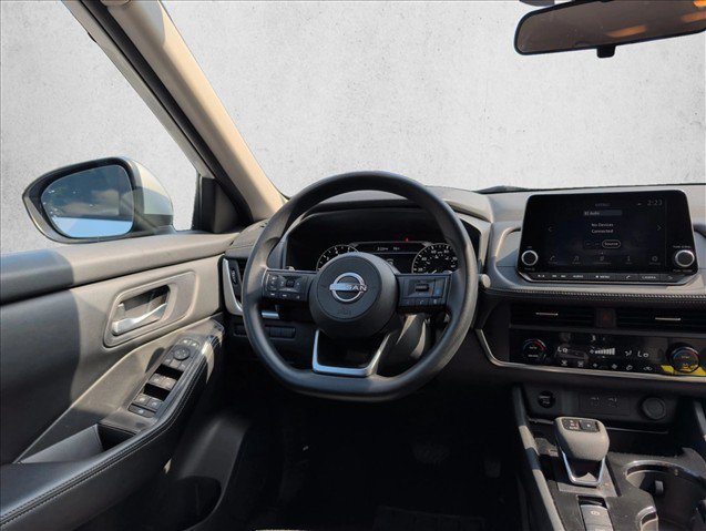 Used 2024 Nissan Rogue SV AWD/4WD image 22