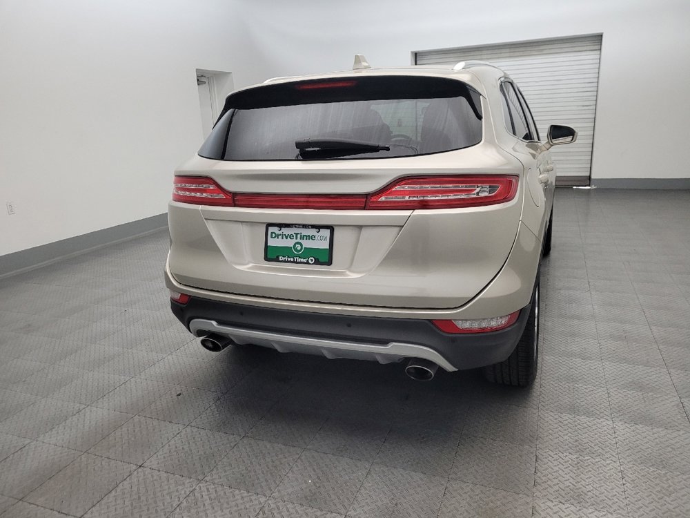 Used 2017 Lincoln MKC Select w/ Select Plus Package FWD image 7
