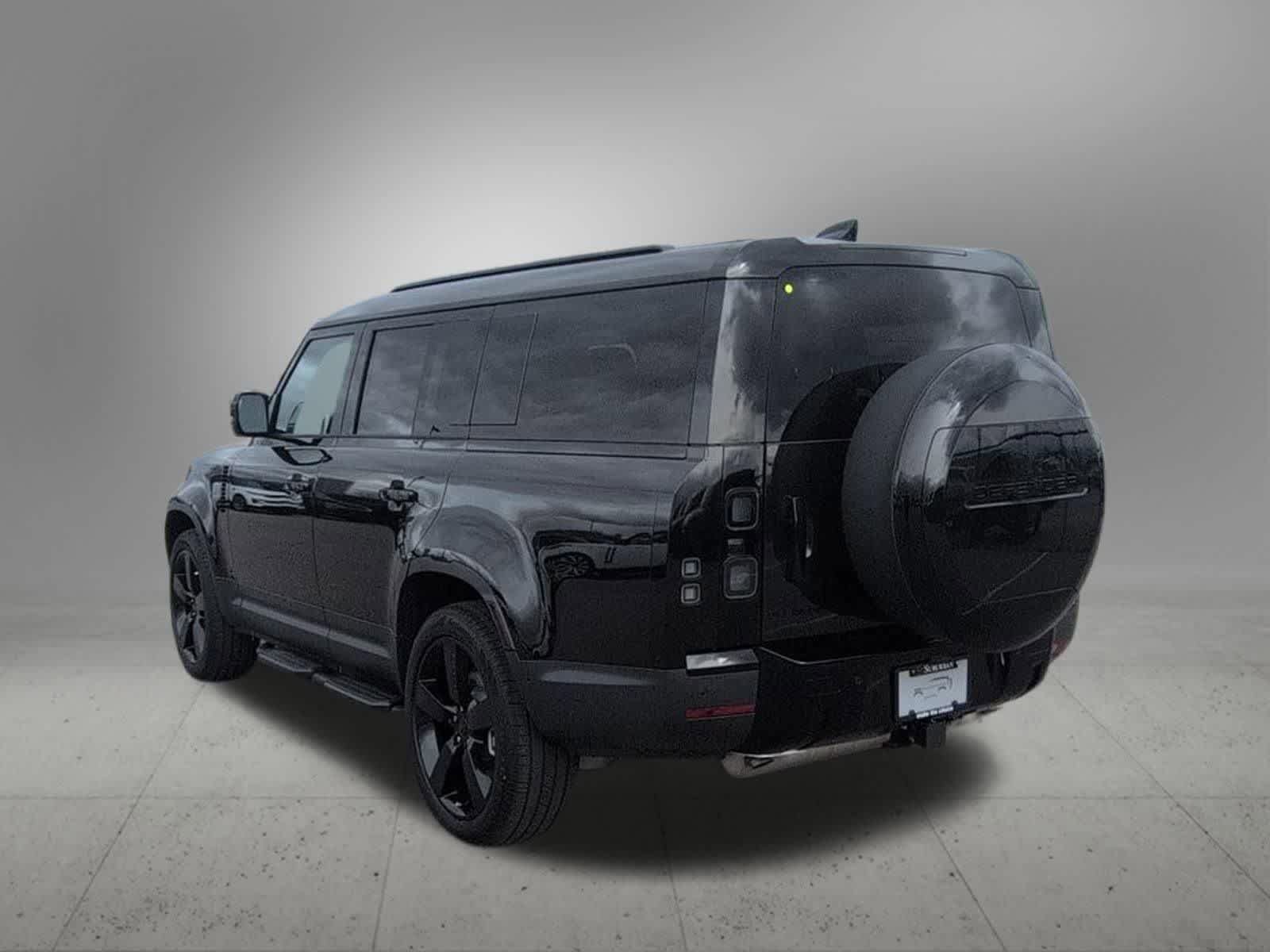 New 2026 Land Rover Defender 130 S image 4