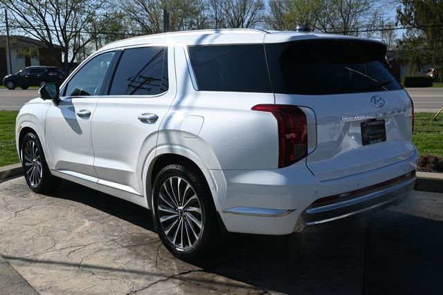 Used 2023 Hyundai Palisade Calligraphy w/ Winter Package image 7