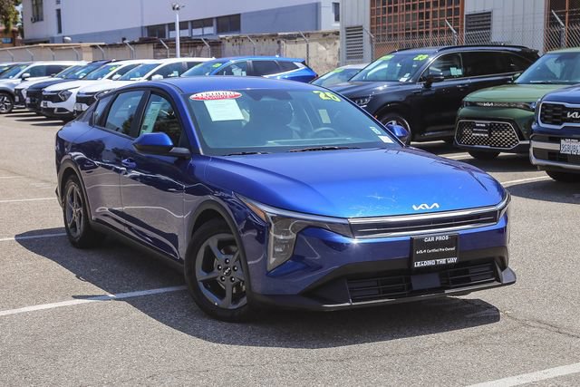 Certified 2025 Kia K4 FWD image 2
