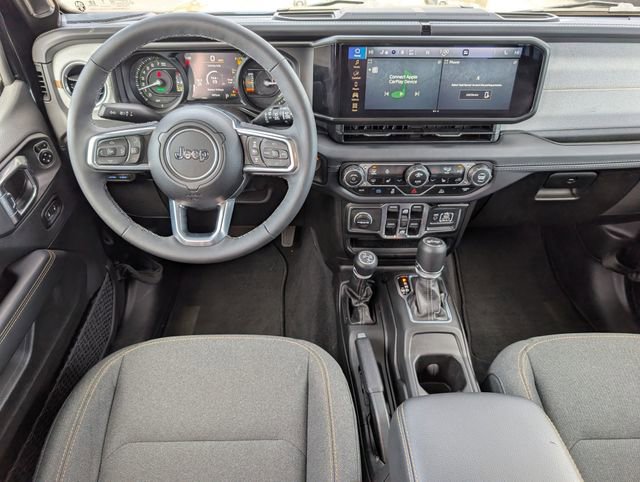 Used 2025 Jeep Wrangler Sahara 4xe image 6