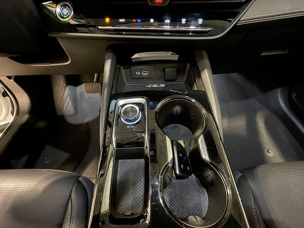 Used 2025 Buick Envision Preferred image 36