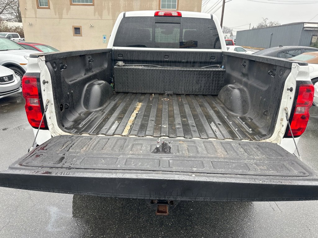 Used 2015 Chevrolet Silverado 2500 High Country w/ Duramax Plus Package image 4