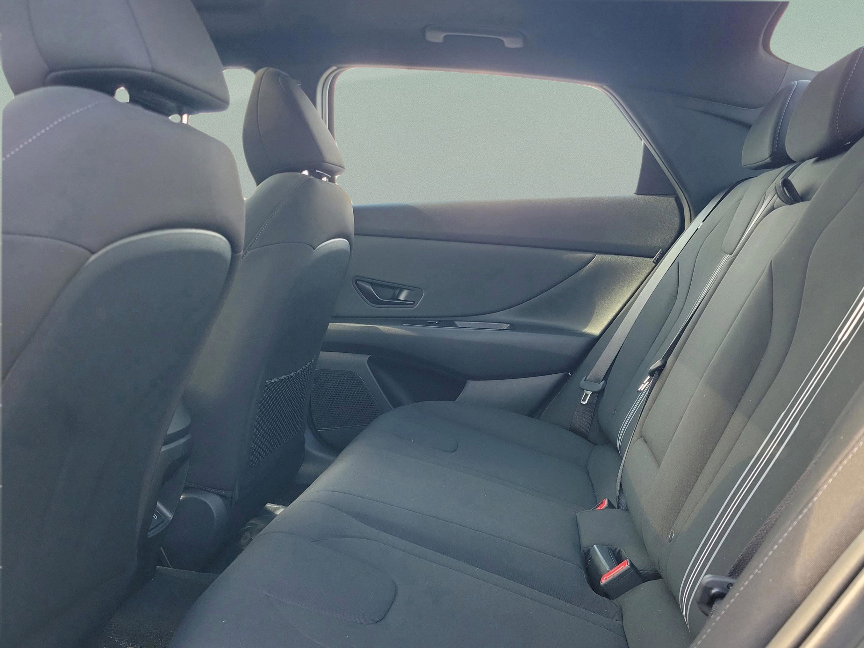 New 2026 Hyundai Elantra SEL Sport Premium FWD image 19