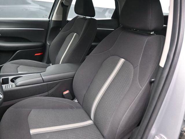 Used 2025 Hyundai Sonata SEL image 19