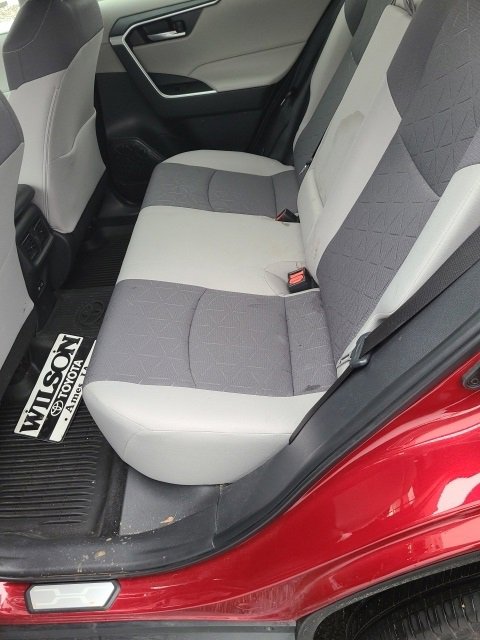 Used 2024 Toyota RAV4 XLE w/ Convenience Package image 7
