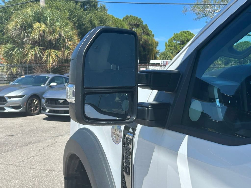Used 2024 Ford F550 2WD Regular Cab Super Duty image 14