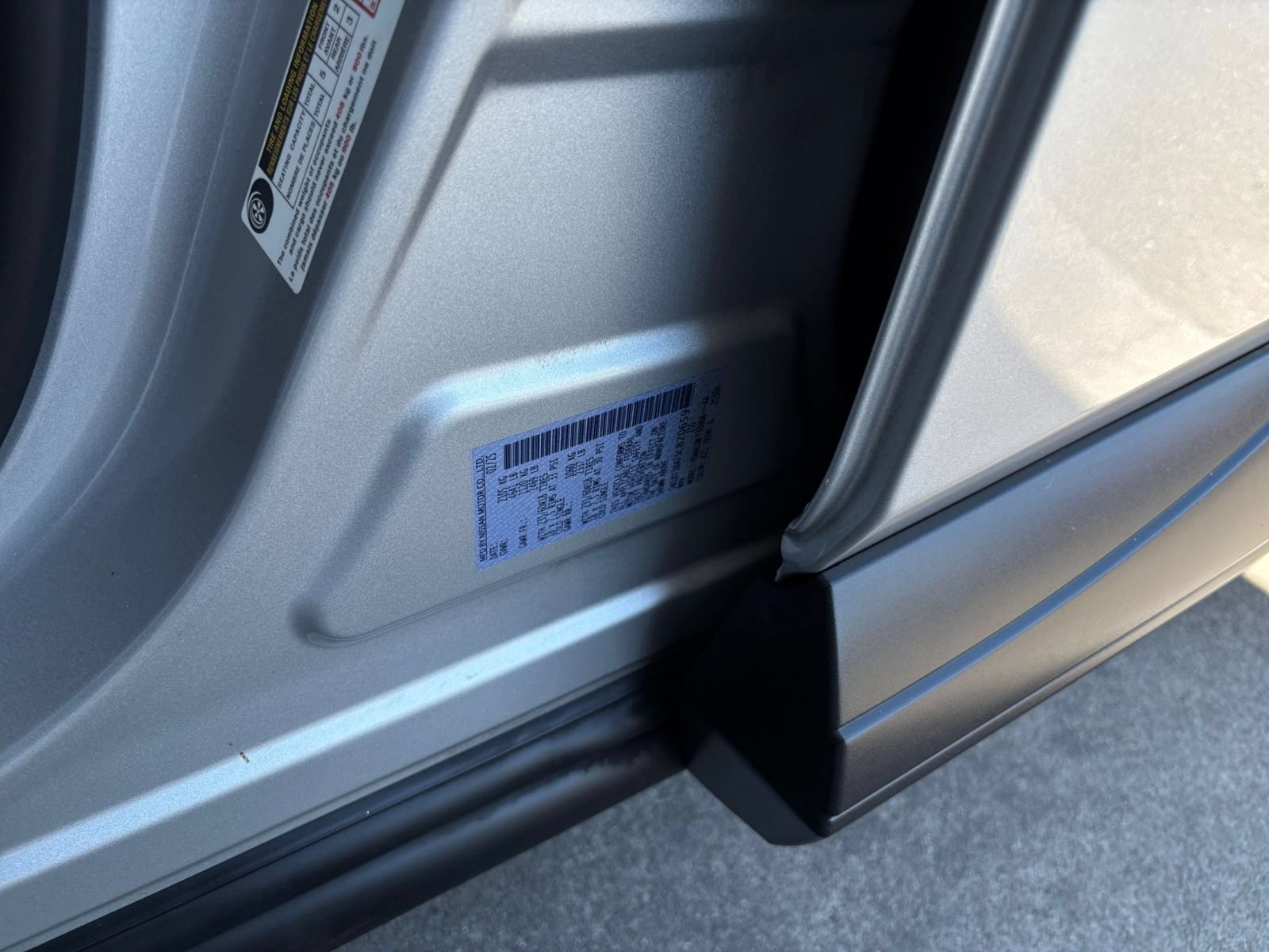 Used 2025 Nissan Rogue SV FWD image 31