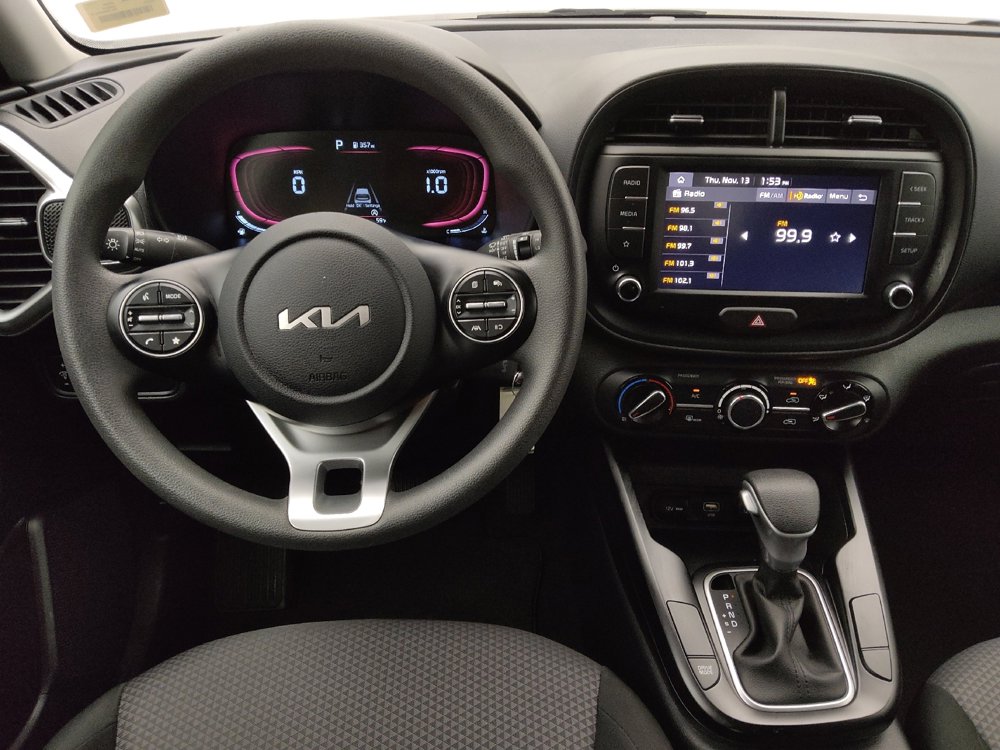 Used 2024 Kia Soul LX w/ LX Technology Package image 22