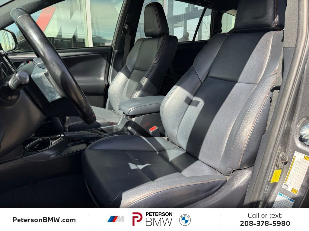 Used 2018 Toyota RAV4 SE w/ Advanced Technology Package image 14