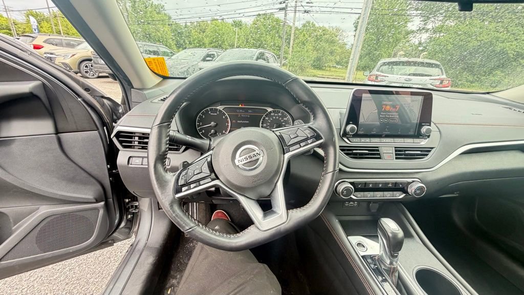 Used 2020 Nissan Altima 2.5 SR w/ Premium Package AWD/4WD image 11