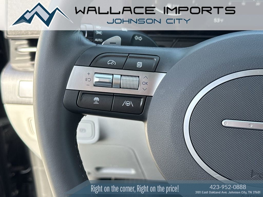 Used 2025 Hyundai Kona SEL image 30