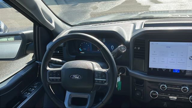 Used 2025 Ford F150 XLT w/ Equipment Group 301A Standard image 19