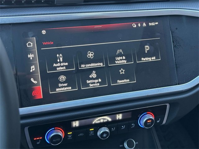 Certified 2025 Audi Q3 2.0T Premium w/ Convenience Package image 31