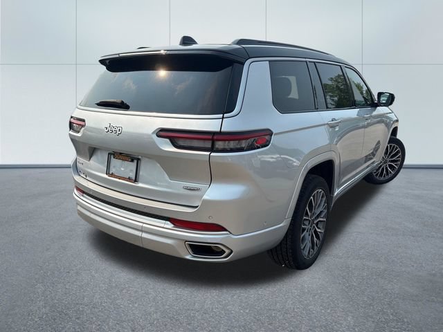 Used 2025 Jeep Grand Cherokee L Summit AWD/4WD image 4
