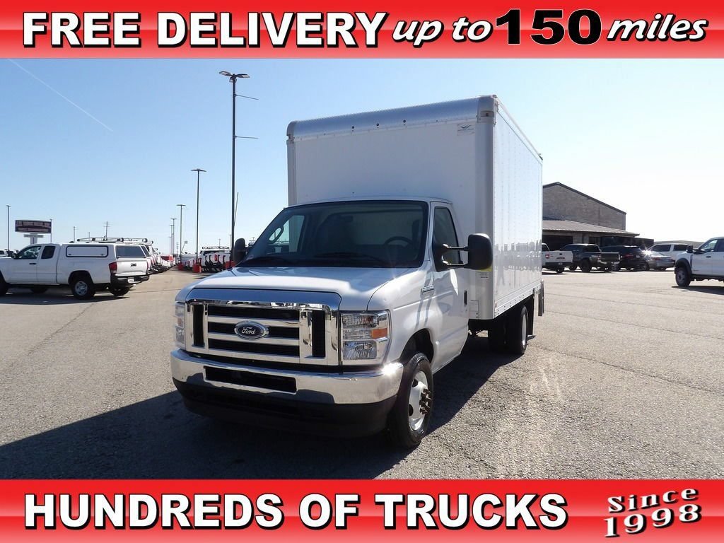 Used 2024 Ford E-350 and Econoline 350 Super Duty w/ Power Windows & Locks Group RWD image 1