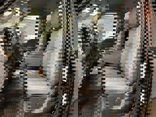 New 2025 Ford F550 4x4 Regular Cab Super Duty image 10