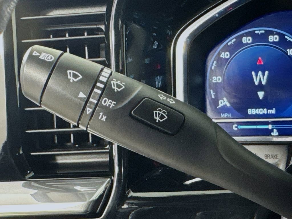 Used 2023 Chevrolet Silverado 1500 LT RWD image 13