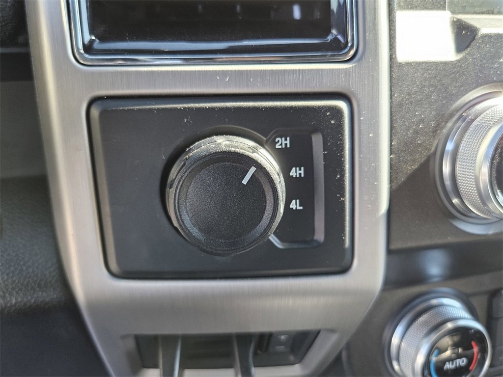 Used 2021 Ford F450 Platinum w/ FX4 Off-Road Package image 18