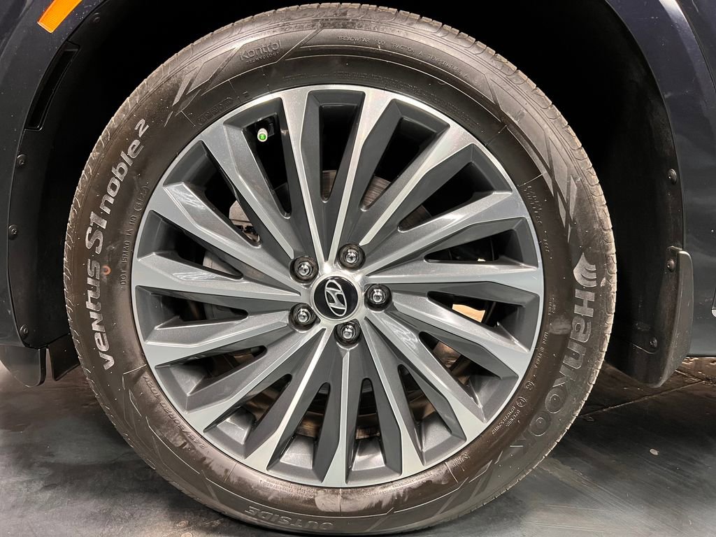 Used 2023 Hyundai Palisade Calligraphy image 33