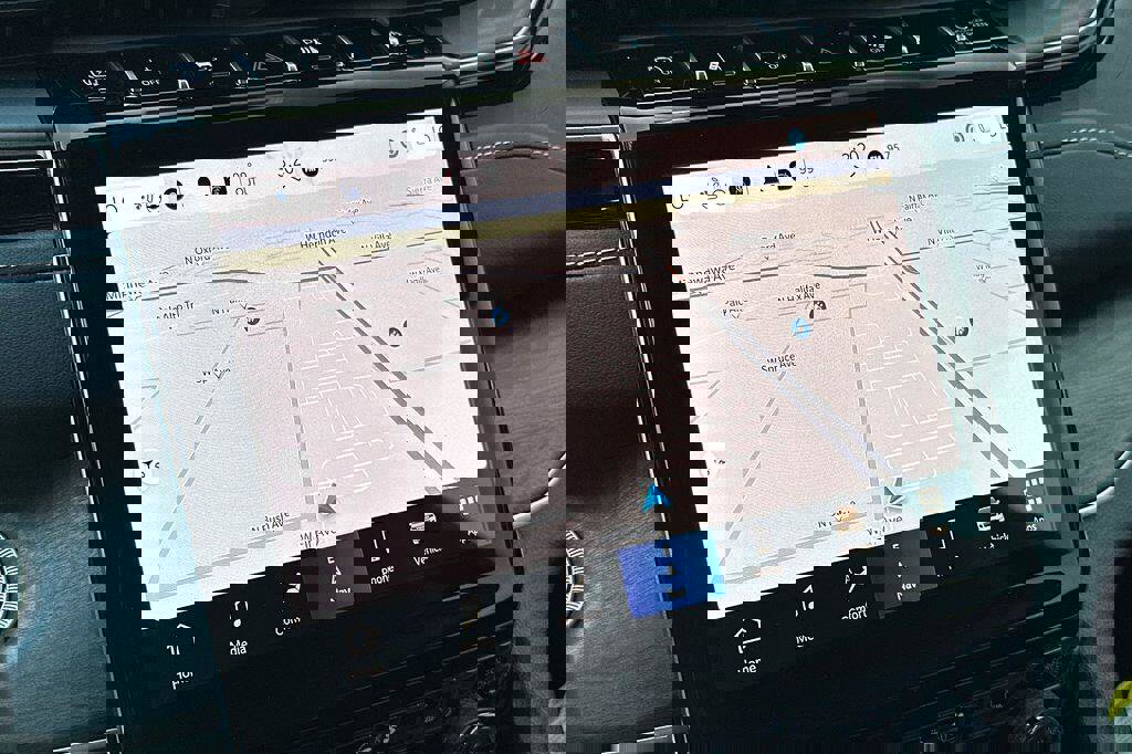 Used 2023 Jeep Grand Cherokee 4WD 4xe w/ Luxury Tech Group II image 16