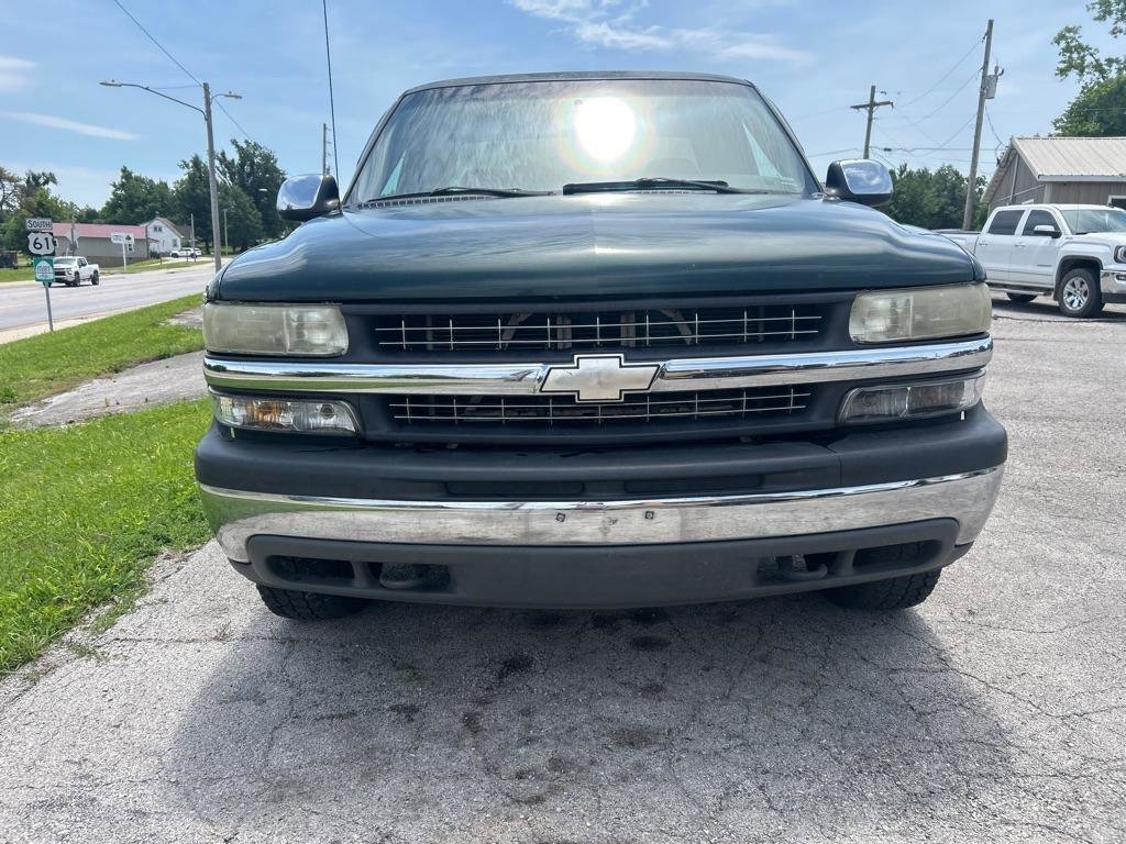 Used 2001 Chevrolet Silverado 1500 LS w/ Off-Road Chassis Pkg AWD/4WD image 2