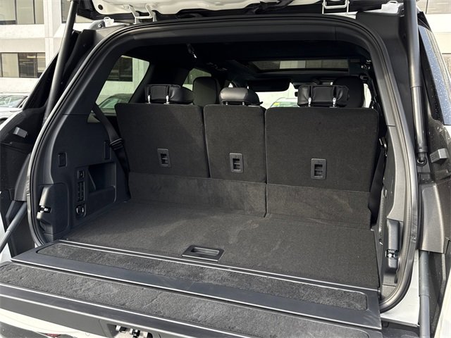 New 2026 Lincoln Navigator Reserve w/ Jet Appearance Package image 14