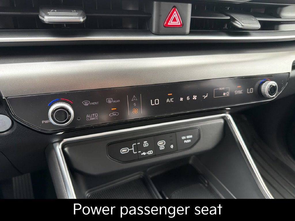 New 2027 Kia Carnival SX w/ Dark Edition Package FWD image 19